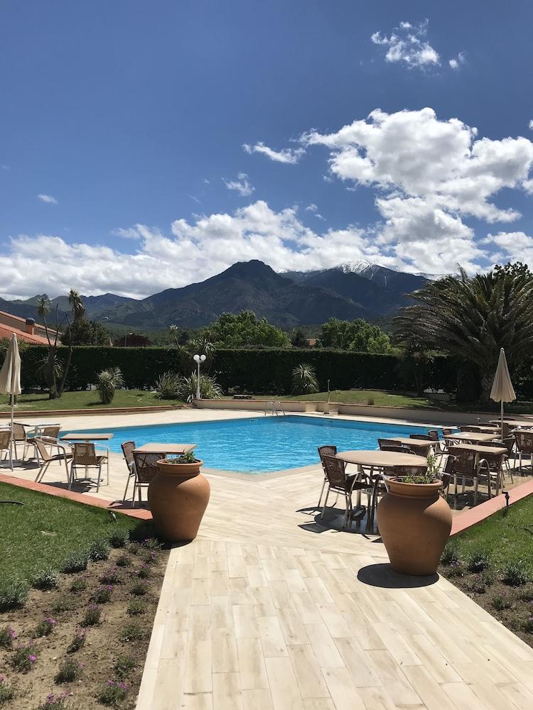 Best Western Le Vauban プラード エクステリア 写真