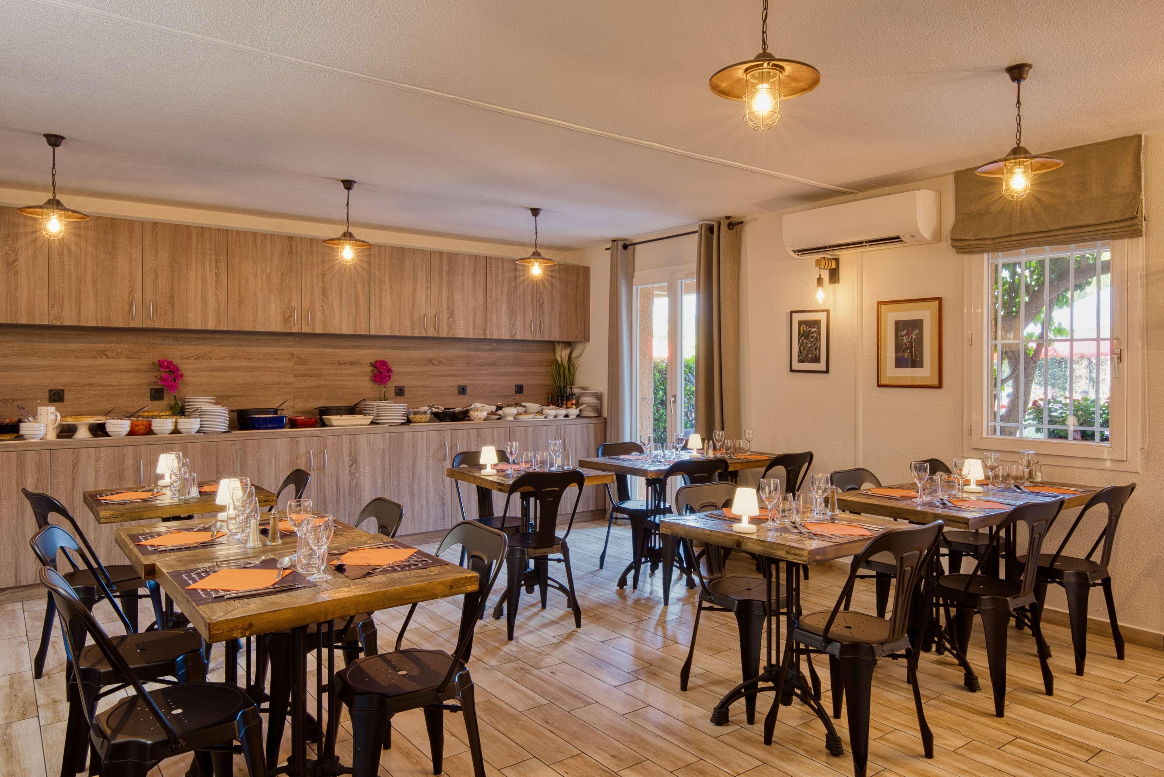 Best Western Le Vauban プラード エクステリア 写真